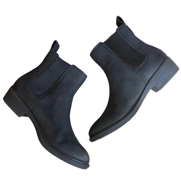 UGG Black Emmeth Chelsea Boots Size 7 - Picture 5 of 10